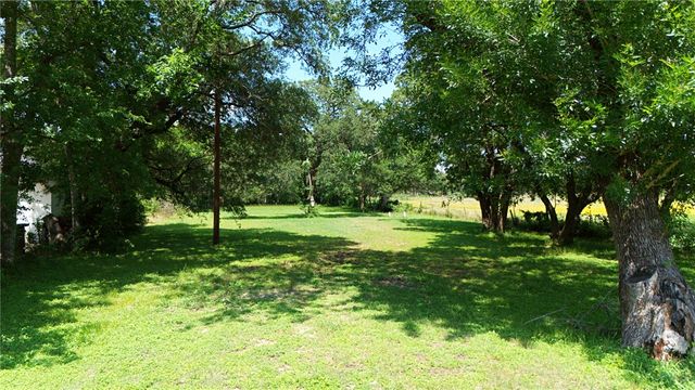 4211 Old Hearne Road, Bryan, TX 77803