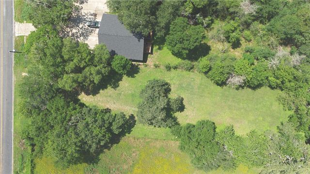 4211 Old Hearne Road, Bryan, TX 77803