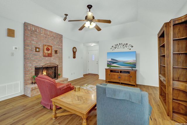 1241 Bluff Creek, New Braunfels, TX 78130