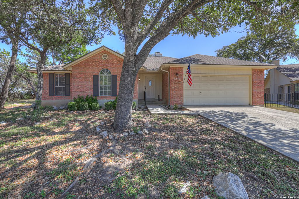1241 Bluff Creek, New Braunfels, TX 78130