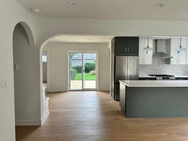 508 W Lonnquist Boulevard W, Mount Prospect, IL 60056