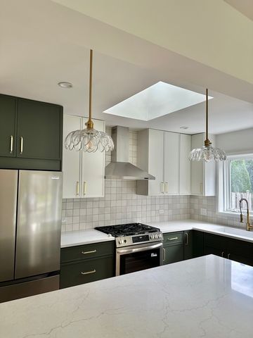508 W Lonnquist Boulevard W, Mount Prospect, IL 60056