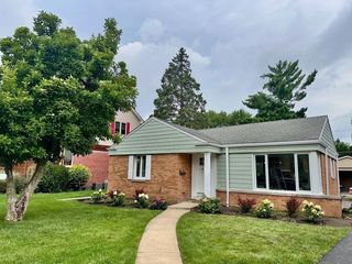 508 W Lonnquist Boulevard W, Mount Prospect, IL 60056