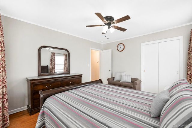 52 E Fenimore Street, Valley Stream, NY 11580