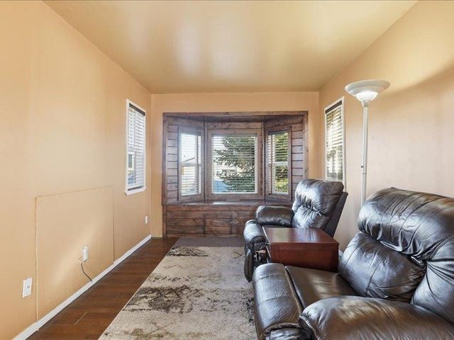 145 GUINEVERE Dr, Usk, WA 99180