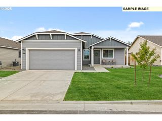 882 Ne Laurel Springs Dr, Hermiston, OR 97838