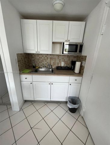 3801 Indian Creek Dr 301 301, Miami Beach, FL 33140