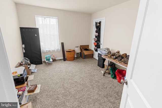 318 AYLESBURY LANE, Martinsburg, WV 25405