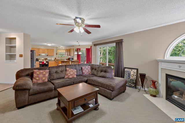 804 MAPLEGROVE DR, Richmond, VA 23223