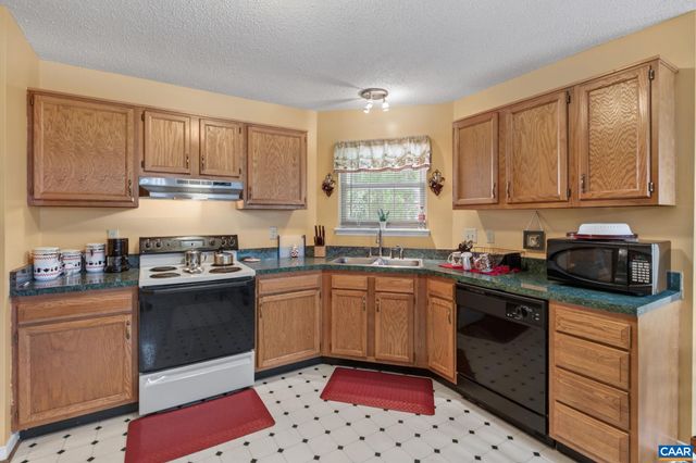 804 MAPLEGROVE DR, Richmond, VA 23223