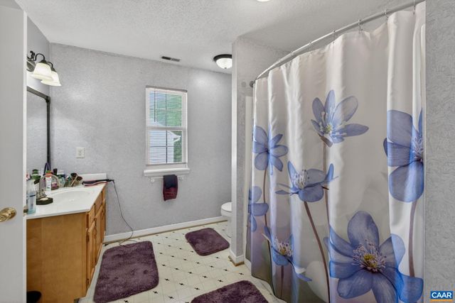 804 MAPLEGROVE DR, Richmond, VA 23223