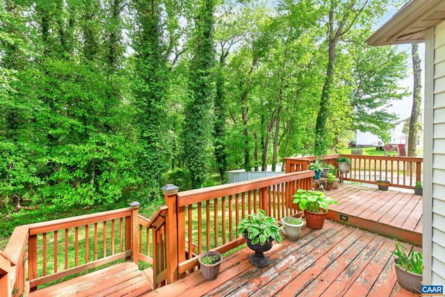 804 MAPLEGROVE DR, Richmond, VA 23223