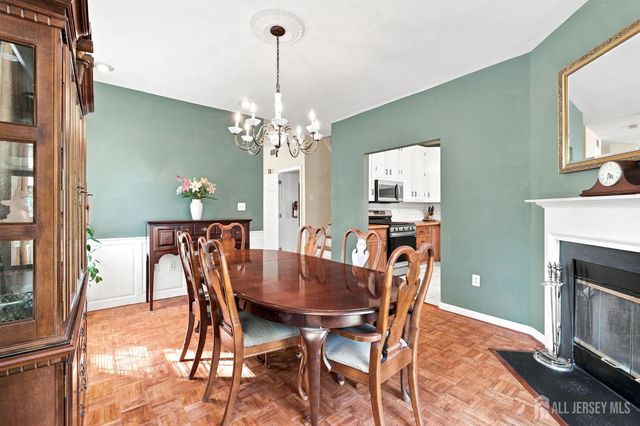 9 Gallop Lane, Franklin Twsp, NJ 08873