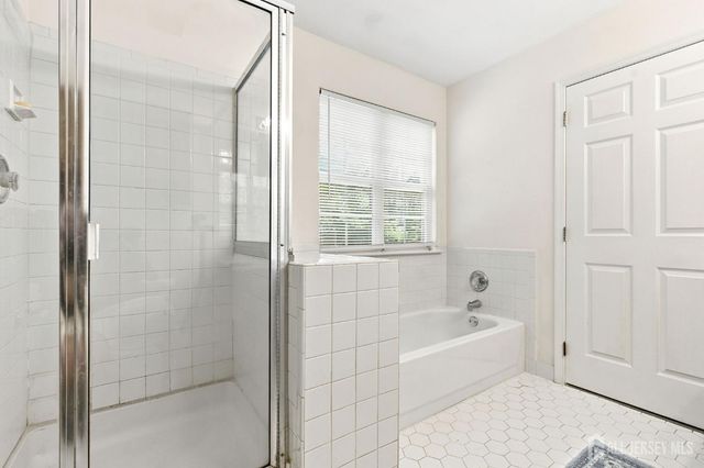 9 Gallop Lane, Franklin Twsp, NJ 08873