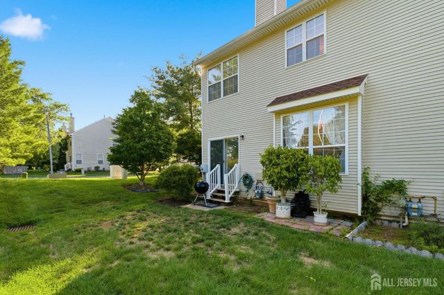 9 Gallop Lane, Franklin Twsp, NJ 08873