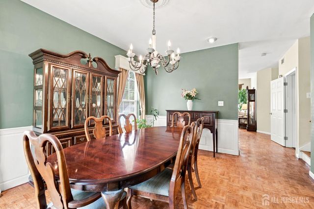 9 Gallop Lane, Franklin Twsp, NJ 08873