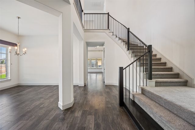 5208 Watters Branch Drive, Mckinney, TX 75070