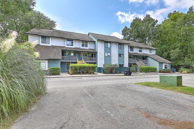 1151 Shadow Lake Circle L, Mount Pleasant, SC 29464