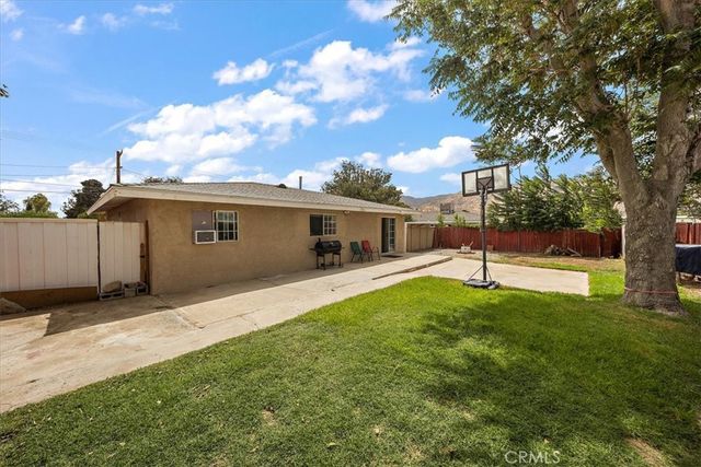 433 S Florida, Banning, CA 92220