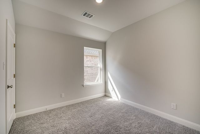 113 Ackers Turn, Corsicana, TX 75110