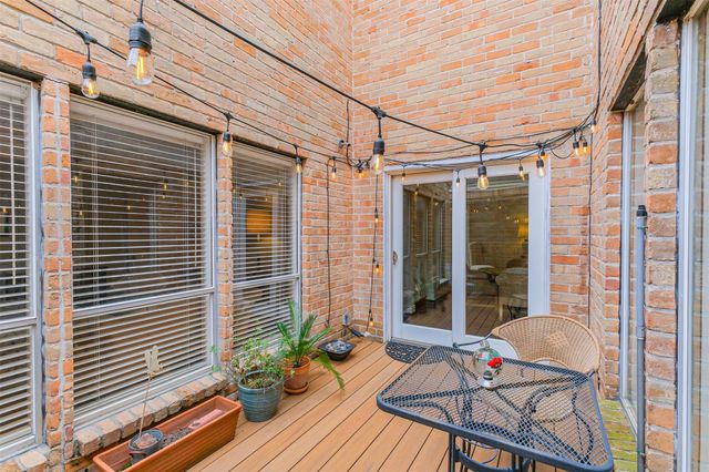 11139 Riverview Way, Houston, TX 77042