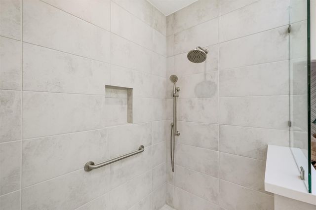 11139 Riverview Way, Houston, TX 77042