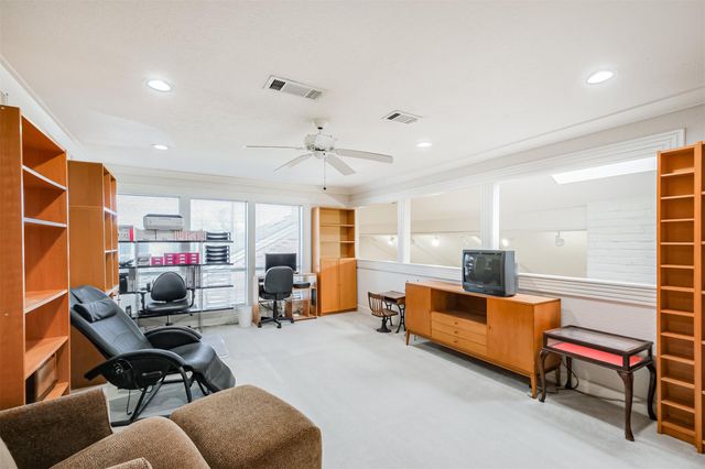 11139 Riverview Way, Houston, TX 77042