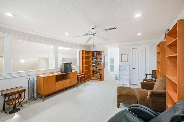 11139 Riverview Way, Houston, TX 77042