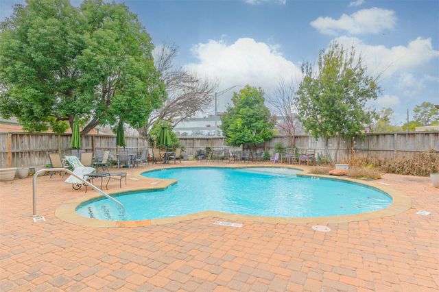 11139 Riverview Way, Houston, TX 77042