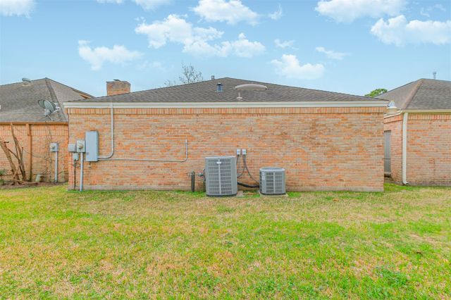 11139 Riverview Way, Houston, TX 77042