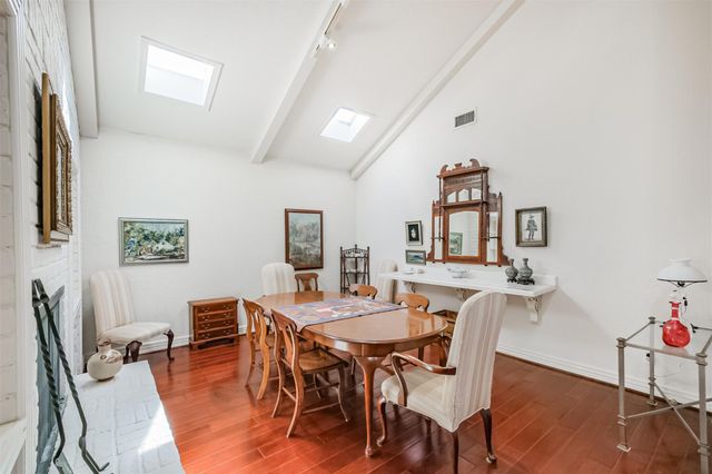 11139 Riverview Way, Houston, TX 77042