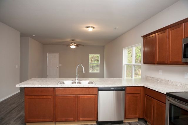 4702 W Hoover Loop, Fayetteville, AR 72704