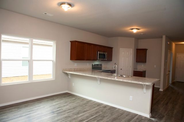 4702 W Hoover Loop, Fayetteville, AR 72704