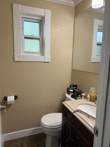 15 Morton St, Yuba City, CA 95991