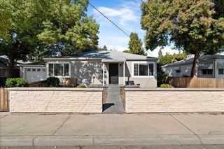 15 Morton St, Yuba City, CA 95991