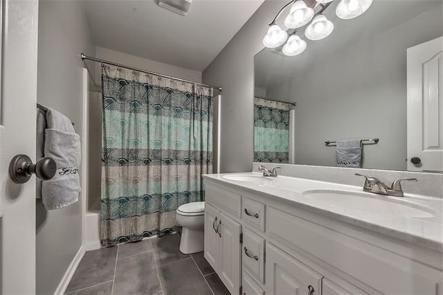 15134 W 153rd Terrace, Olathe, KS 66062