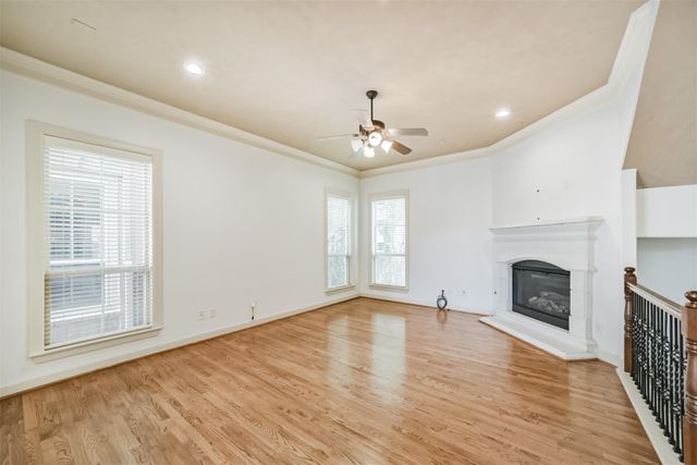 1833 Oakdale Street, Houston, TX 77004
