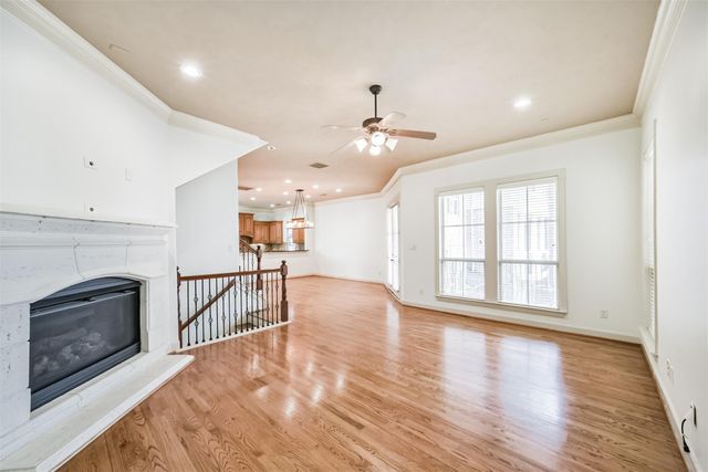 1833 Oakdale Street, Houston, TX 77004