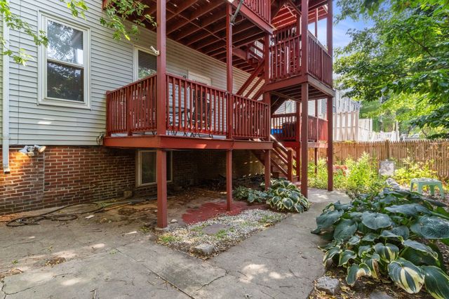 191 W 5th St 1, Boston, MA 02127