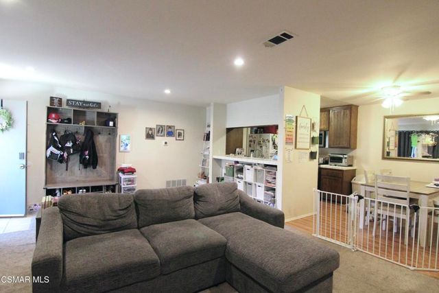 992 Vallejo Avenue, Simi Valley, CA 93065