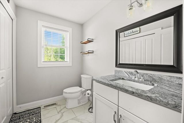 36 Cranesbill Rd, Taunton, MA 02780