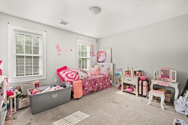 36 Cranesbill Rd, Taunton, MA 02780