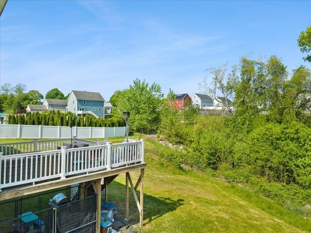 36 Cranesbill Rd, Taunton, MA 02780