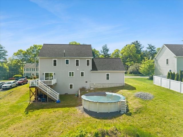 36 Cranesbill Rd, Taunton, MA 02780