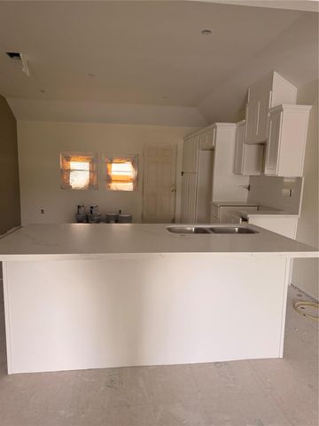 708 Main Street, Pasadena, TX 77506