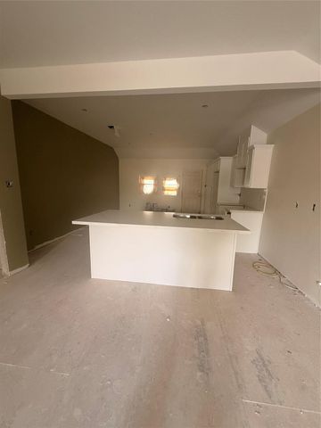 708 Main Street, Pasadena, TX 77506