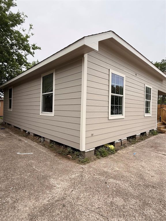 708 Main Street, Pasadena, TX 77506