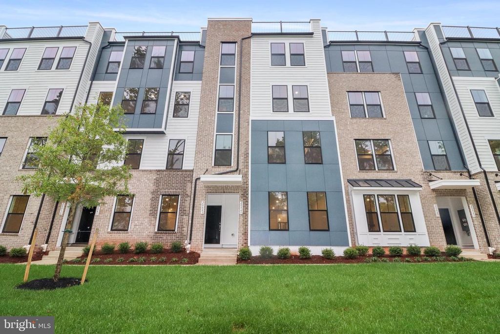 20845 OWENMORE TER, Sterling, VA 20166