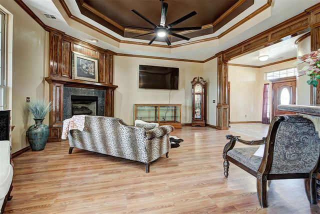 4606 Shoreside Drive, Tuttle, OK 73089