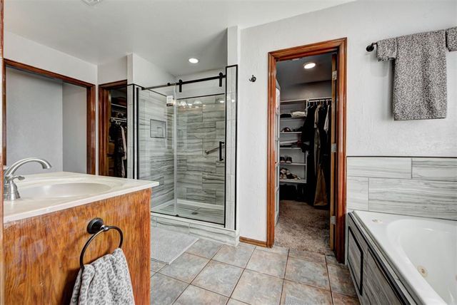 4606 Shoreside Drive, Tuttle, OK 73089